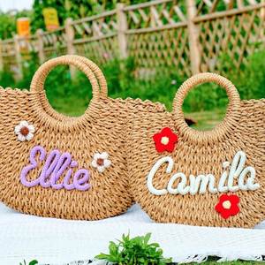 Sac à bandoulière tendance transfrontalière en fibre végétale, brodé main personnalisé avec nom, forme circulaire, sac fourre-tout DIY avec lettres - Product Image 3