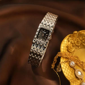 360 /seno สร้อยข้อมือสี่เหลี่ยมสไตล์วินเทจแฟชั่นทองเรียบง่ายย้อนยุคนาฬิกายาวของผู้หญิง - Product Image 4