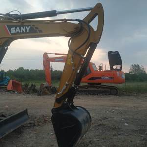 Excavadora SANY SY60C usada, nuevo estilo SY55C/SY95C/SY65C/75C EPA CE aprobado, buenas condiciones de trabajo, componentes del motor del núcleo del motor - Product Image 2