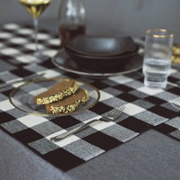 Plat de décoration de cuisine classique en vente en gros tapis de table à carreaux buffle noir bas de noël napperons tissés en coton boho chic