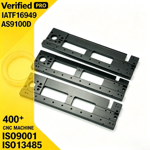 Rails de montage linéaires en aluminium anodisé noir usinés CNC de précision sur mesure / Plaques de support de chariot multi-emplacements - Product Image 1