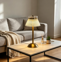 Retro LED Metall-Tischlampe Wiederaufladbar für Esszimmer, Außentische, Cafés und Nachttische Als Berührungsaktiviertes Nachtlicht