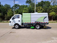 Camion balayeuse-laveuse routière diesel 4,5T |   Véhicule compact de nettoyage urbain à 2 essieux pour les espaces étroits et l'assainissement communautaire