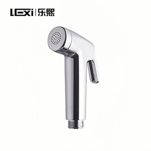LEXI, Классическая модель, пластиковая Налобная наконечник для душа - Product Image 1