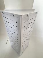 Bağımsız Metal Pegboard Teşhir Rafı, Süpermarket Ürün Teşhiri, Market Koridorları ve Alışveriş Merkezleri Kurulumları