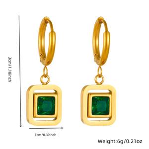 Parure de Bijoux <span class=keywords><strong>D</strong></span>élicats à Double Rang : Collier à Pendentif Vert, Boucles <span class=keywords><strong>d</strong></span>'Oreilles et Bracelet pour Femme, en Acier Inoxydable Plaqué Or 18K – Cadeau Tendance - Product Image 4