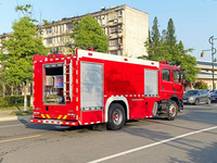 Nouveau Camion de Pompiers 6 Tonnes 4x2 6000L Eau et Mousse - Euro 6, Véhicule de Pompiers Polyvalent de Charge Moyenne avec Système de Dosage de Mousse Réglable