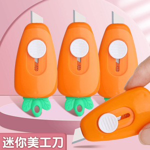 Mini cuchillo multiusos con forma de zanahoria, cortador de papel portátil para estudiantes, herramienta para desempacar en la oficina - Product Image 5