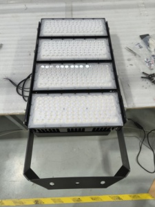 ไฟสนามกีฬา LED แบบโมดูลาร์ความสว่างสูง 750W 1000W 1250W IP66 แสงส่องไกล สำหรับสนามกรีฑาและการแข่งขันกลางแจ้ง - Product Image 2