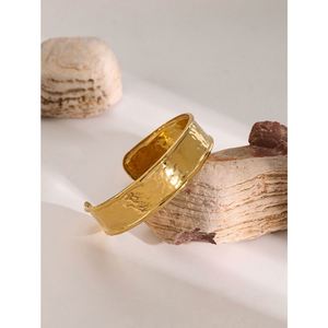 Elegante Brazalete Ancho de Acero Inoxidable Chapado en Oro de 18K |   Brazalete de Regalo para Mujer de Alta Gama, Estilo INS - Product Image 3