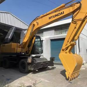 Top vente Hyundai 210W-7 210W-9 pelle sur pneus 21 tonnes construction d'occasion originale corée en stock - Product Image 4