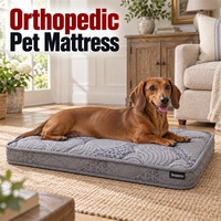Matelas orthopédique pour chien en tissu matelassé gris avec options de revêtement et d'emballage pour commandes de marques (Marque Privée)