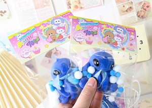 ของเล่นบีบสัตว์น่ารัก บรรเทาความเครียด TPR บีบแล้วคืนรูปช้าๆ ของเล่นบีบมีกลิตเตอร์ รูปสัตว์ จำนวนมาก พร้อมส่งสำหรับร้านขายของขวัญ - Product Image 2