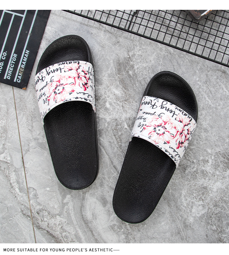 Outdoor Beach Shoes Men Non-slip Woman Slippers Couple Bathroom Slides Slippers