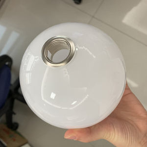 Vente en gros de globes en <span class=keywords><strong>verre</strong></span> blanc G9, <span class=keywords><strong>verre</strong></span> givré poli, avec différentes tailles pour lustre et <span class=keywords><strong>luminaire</strong></span> suspendu - Product Image 3