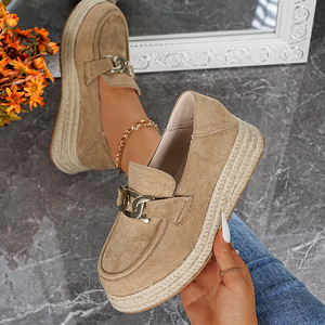 Metal <b>Chain</b> With Hemp <b>Rope</b> Soles Autumn New Thick-Soled Platform Large Size Two-Wear Shoes for Women - Product Image 2