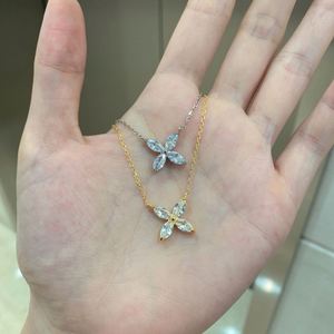 Collar Dylam Dainty de Plata de Ley 925 con Baño de Rodio y Oro de 18K, Cadena de Eslabones con Colgante de Mariposa Marquise y Circonita 5A para Mujer - Product Image 3