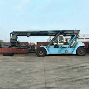 รถยกตู้คอนเทนเนอร์ Konecranes Kalmar Fantuzzi แบบ Telescopic Boom Reach Stacker ขนาด 45 ตัน สำหรับงานหนัก พร้อมมอเตอร์และเกียร์บ็อกซ์ - Product Image 1