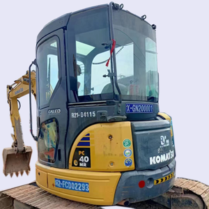 Excavadora sobre orugas Komatsu PC40 de alto rendimiento, miniexcavadora de 4 toneladas | Maquinaria hidráulica hecha en Japón para pequeñas construcciones - Product Image 1