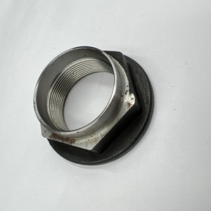 Écrou à bride autobloquant usiné CNC en acier inoxydable avec collier en nylon pour vibrations Shan Fong Taiwan - Product Image 3