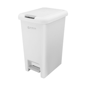 Poubelle à pédale blanche 15L, poubelle à couvercle à pédale pour l'intérieur, pour la maison, la cuisine, la salle de bain - Product Image 1