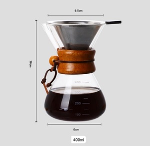 Carafe à café en verre borosilicate sans plomb avec col en bois moderne - Product Image 4