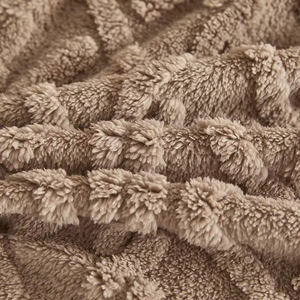 Couverture polaire d'hiver en taffetas, épaisse, en corail 100% polyester, portable, anti-boulochage, douce, pour la maison, le bureau, le canapé, quatre pièces de literie - Product Image 4