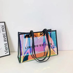 Bolsa de Mano de PVC Reutilizable Personalizada de Moda 2022, Bolsa de Compras Transparente con Serigrafía y Asas para Promoción - Product Image 2