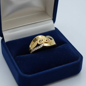 Elegante Anillo de Búho en Oro Amarillo con Detalles de Diamantes, Joyería Única Inspirada en Animales para Mujer - Product Image 4