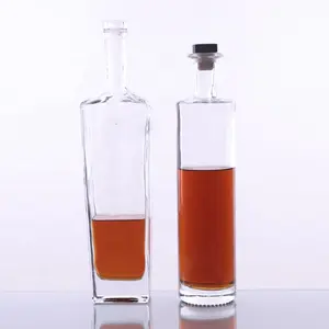 RSG Bán Buôn Rỗng Cao Trong Suốt Đồ Uống Vít Nút Chai Cổ Dài Tinh Thần Rượu 375Ml Dừa Rõ Ràng Chai Nước Thủy Tinh - Product Image 1