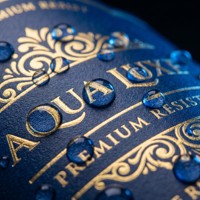 Étiquettes autocollantes holographiques personnalisées en feuille d'or durable pour flacons de parfum et emballages cosmétiques étanches