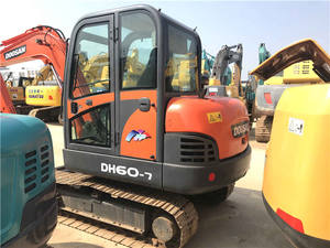 Mini-excavatrice sur chenilles Doosan DH60-7 de 6 tonnes, modèle 2021, moteur diesel, boîte de vitesses, pompe, PLC - Product Image 6