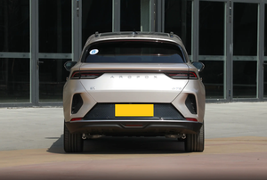 Arcfox Alphard T6 Modello 2025 688MAX 175kW 238 cavalli <span class=keywords><strong>SUV</strong></span> elettrico puro a 5 porte e 5 posti di medie dimensioni - Product Image 6