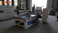 1325 Wirtschaftliche CNC-Steinrouter-Graviermaschine für Marmor, Granit und Kunststein-Bearbeitung