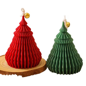 Vela Aromática Hecha a Mano con Aroma a Árbol de Navidad, Vela Decorativa para Fiestas Navideñas, Regalo Ideal para las Fiestas - Product Image 6