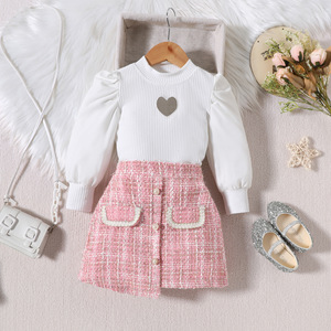 Conjuntos de ropa de otoño para niña a la moda <span class=keywords><strong>en</strong></span> 3 colores, Tops acanalados de manga larga con recorte de corazón, faldas a cuadros con botones de perlas, <span class=keywords><strong>coágulo</strong></span> para niños - Product Image 3