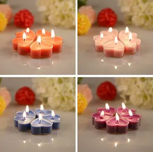 थोक रचनात्मक प्लास्टिक Tealight candlest दिल के आकार का मोमबत्तियाँ रोमांटिक वेलेंटाइन दिवस में सुगंधित मोमबत्ती