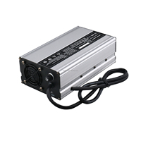 Chargeur de batterie au lithium électrique DC 60V 8A 600W avec protection OTP OVP OCP, câble rétractable, boîtier en aluminium pour batteries Li-ion 30AH/50AH