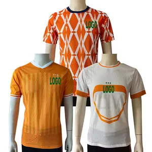 Amostra grátis o mais recente uniforme de futebol personalizado de designer retrô personalizado conjunto de uniformes de futebol masculino camisa de futebol de clube