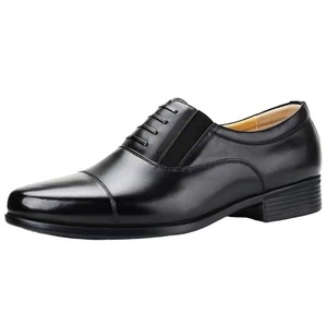 Vente en gros de chaussures en cuir PU souple de haute qualité à la mode pour hommes d'affaires chaussures de bureau Oxford chaussures décontractées pour hommes chaussures habillées et Richelieu - Product Image 1