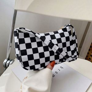 Wholesale Butterfly <b>Candy</b> Pattern Button Closure Single Strap PU Handbags Fashion Women Shoulder Bags 6 Inch Polyester Lining - Product Image 5