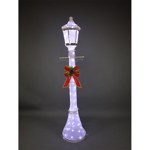 Lámpara Decorativa para Exteriores de 72 Pulgadas y 120L con Motivo de Poste de Luz, Decoración para Fiestas Navideñas al Aire Libre - Product Image 1