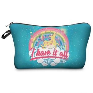 Sac cosmétique de <span class=keywords><strong>maquillage</strong></span> de stockage de voyage simple d'impression de style <span class=keywords><strong>licorne</strong></span> portable en gros d'usine pour les femmes - Product Image 4