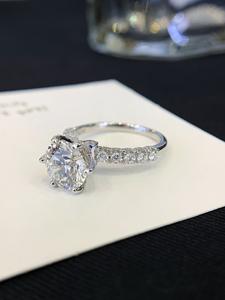 PT950 18 Karat Gold Luxus Damen Ehering 1 Karat Round-Cut Lab-Grown <span class=keywords><strong>Diamond</strong></span> IGI Certified Fashion Ringe - Product Image 5