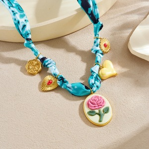 Retro Oval Flower Pendant Heart Charm Gold Plated Stainless Steel Fabric Chain Necklace Gift - Product Image 2