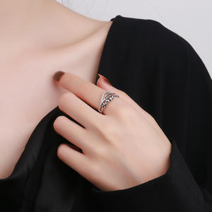 Anillo Ajustable de Doble Capa con Cuentas Giratorias de Estilo Hip Hop, Alivia la Presión y la Ansiedad, para Hombre y Mujer - Product Image 2