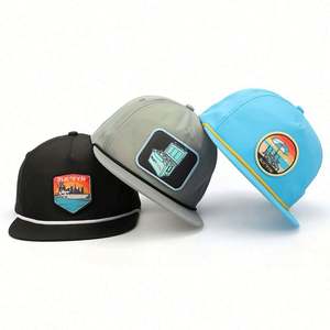Gorras de 5 Paneles de Felpa de Alta Calidad con Logotipo Personalizado, Secado Rápido, Visera Plana, Impresión Sublimada, Parche, Cierre a Presión, Gorra para las Cuatro Estaciones - Product Image 1