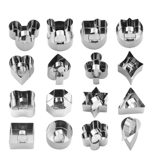 Cercle à mousse en acier inoxydable <span class=keywords><strong>avec</strong></span> <span class=keywords><strong>poussoir</strong></span>, moule carré pour biscuits, ensemble de moules à découper mini-boulettes de riz rondes QG-450001, sac PP - Product Image 1