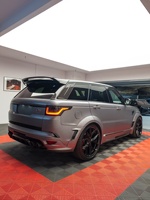 Kit carrosserie aérodynamique en fibre de carbone style M pour Range Rover Sport SVR : Lame avant, diffuseur arrière, jupes latérales, aileron arrière