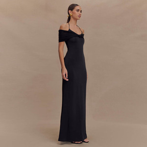 Robe de soirée longue à épaules dénudées, dos nu, taille naturelle, avec empiècements transparents et patchwork - Product Image 3